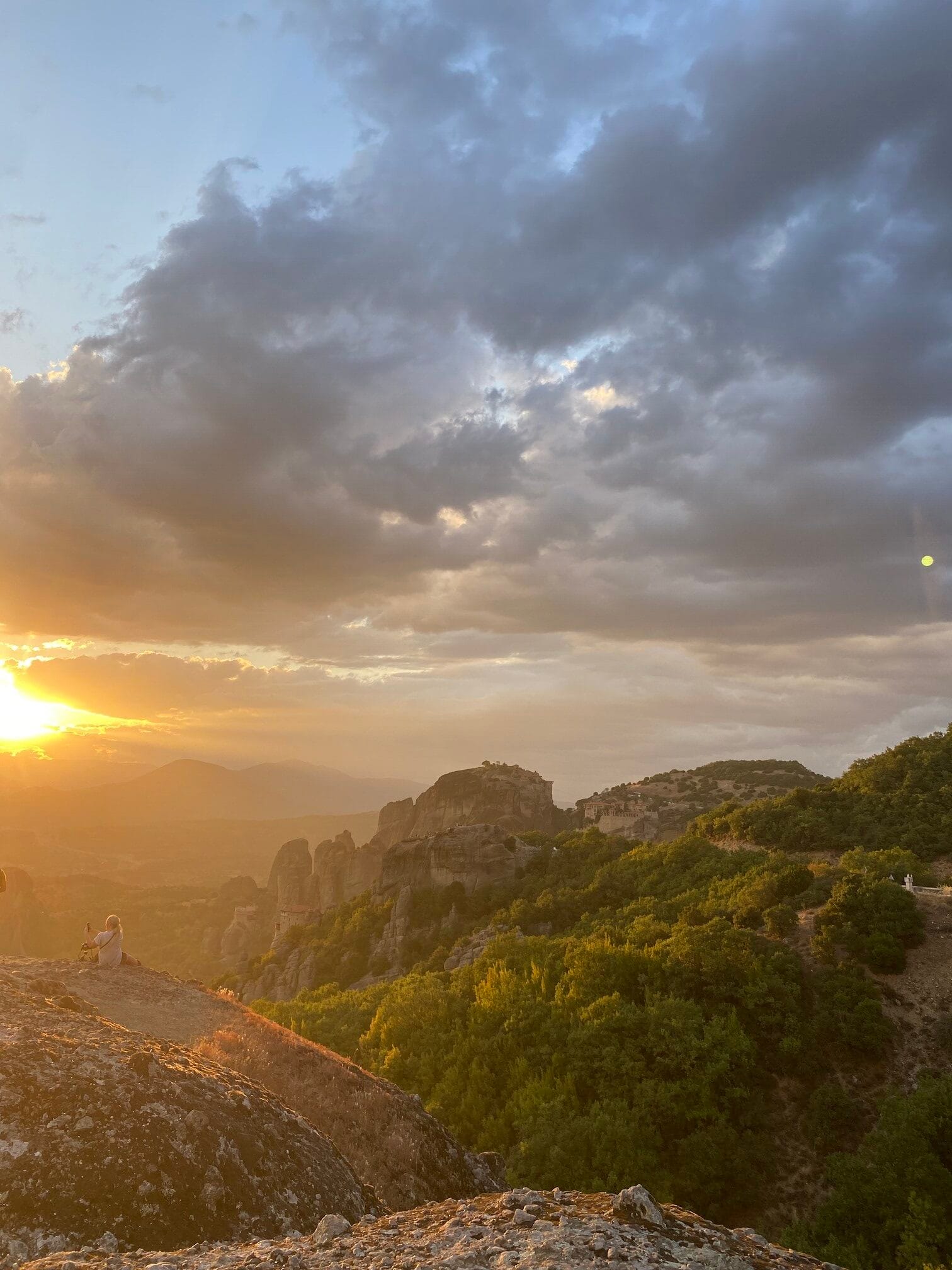 Meteora Easy Monasteries & Scenic Van Tour